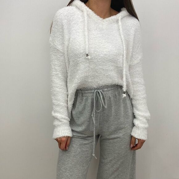 NWT White Fuzzy Hoodie Pullover - Picture 6 of 6